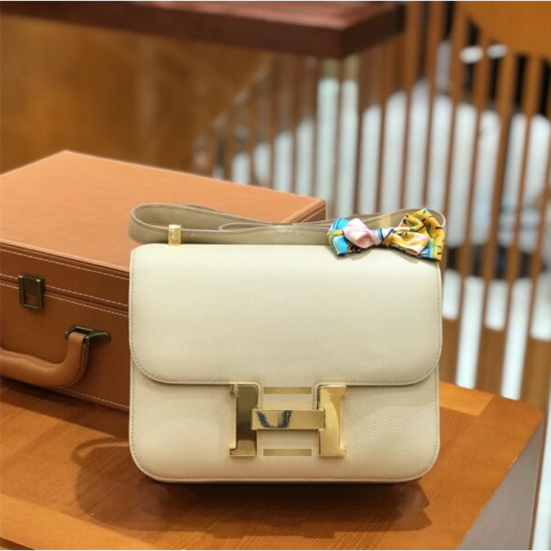 Versatile Luxury Designer Leather Crossbody Bag with Original Logo