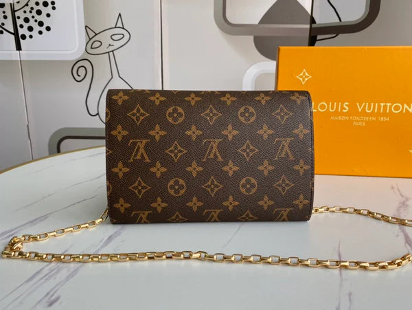 Luxury Look Gold Chain Wallet