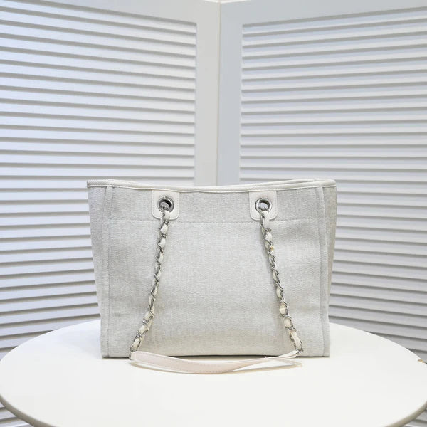 Elegant Canvas Chain Shoulder Tote