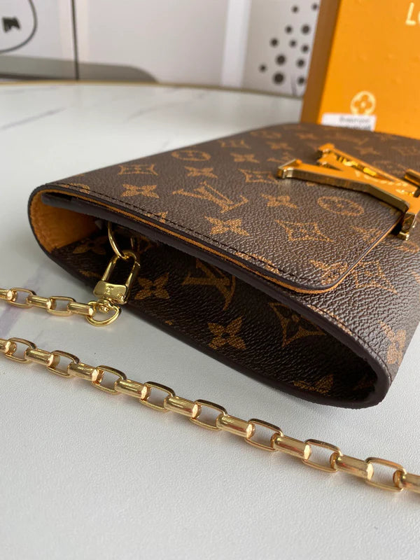 Luxury Look Gold Chain Wallet
