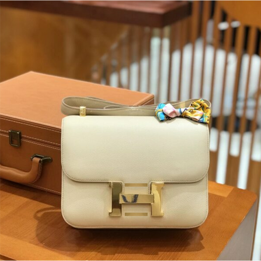 Versatile Luxury Designer Leather Crossbody Bag with Original Logo