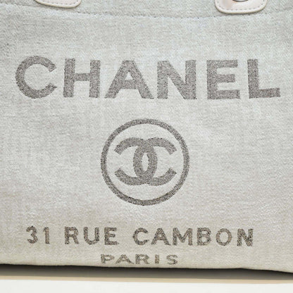 Elegant Canvas Chain Shoulder Tote